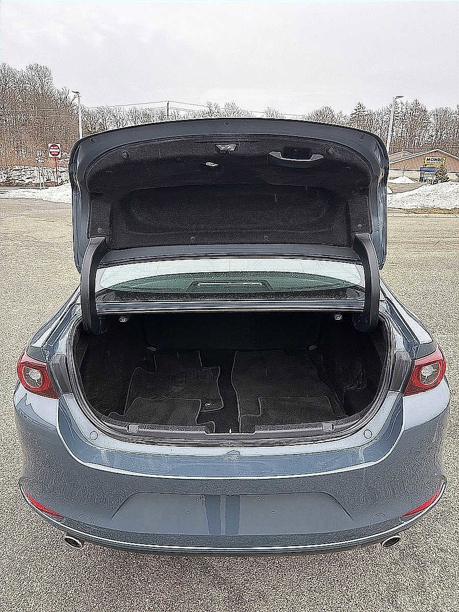 Used 2024 MAZDA MAZDA3 s image 18