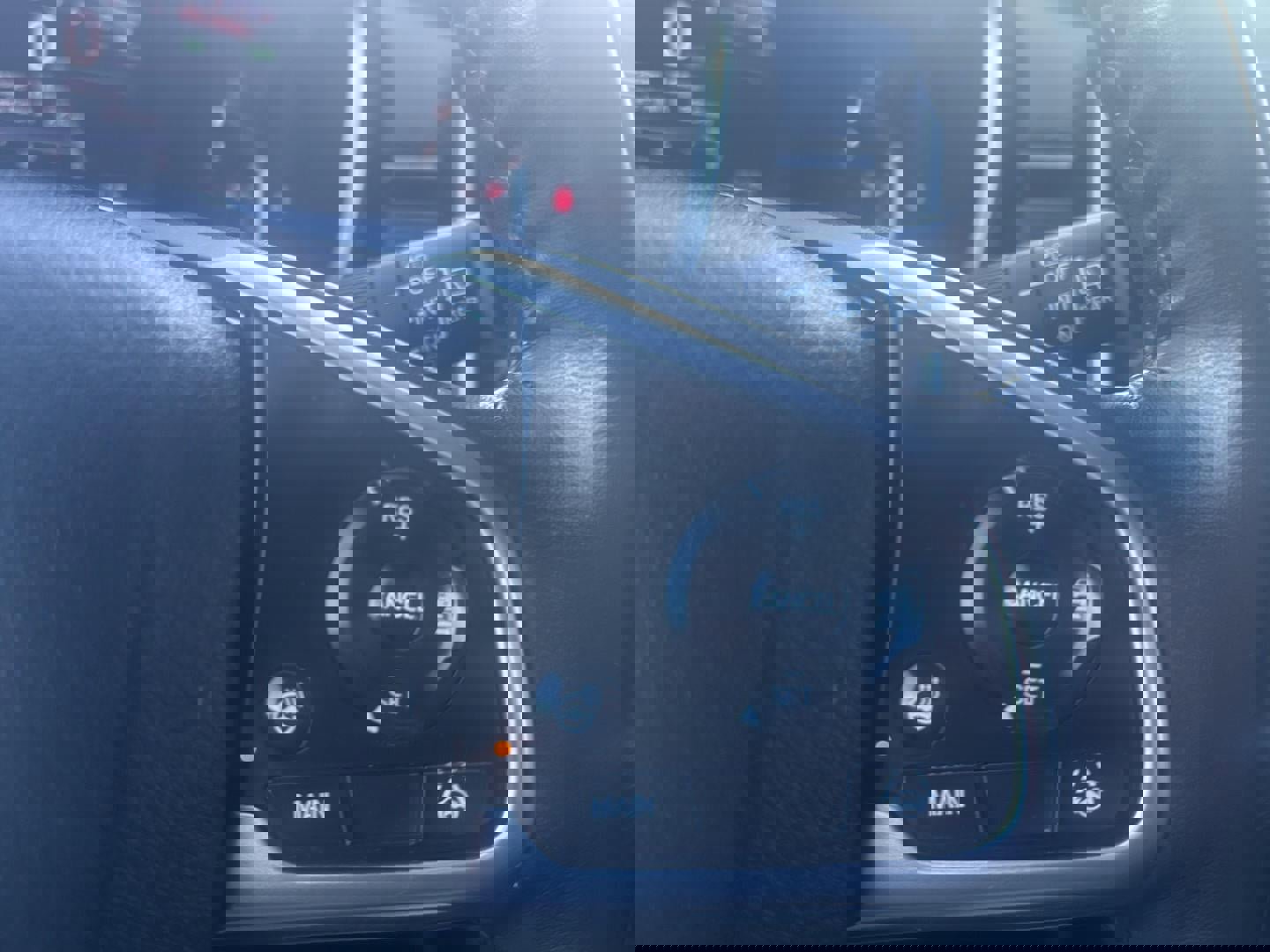 Used 2020 Honda CR-V Touring image 16