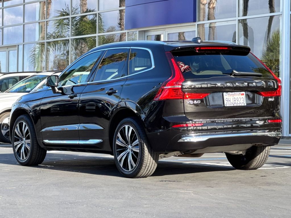 Certified 2023 Volvo XC60 B5 Plus w/ Climate Package AWD/4WD image 3