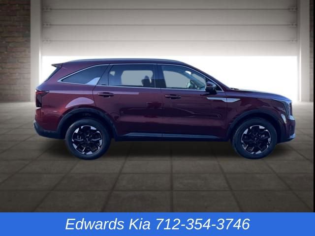 New 2025 Kia Sorento S image 2