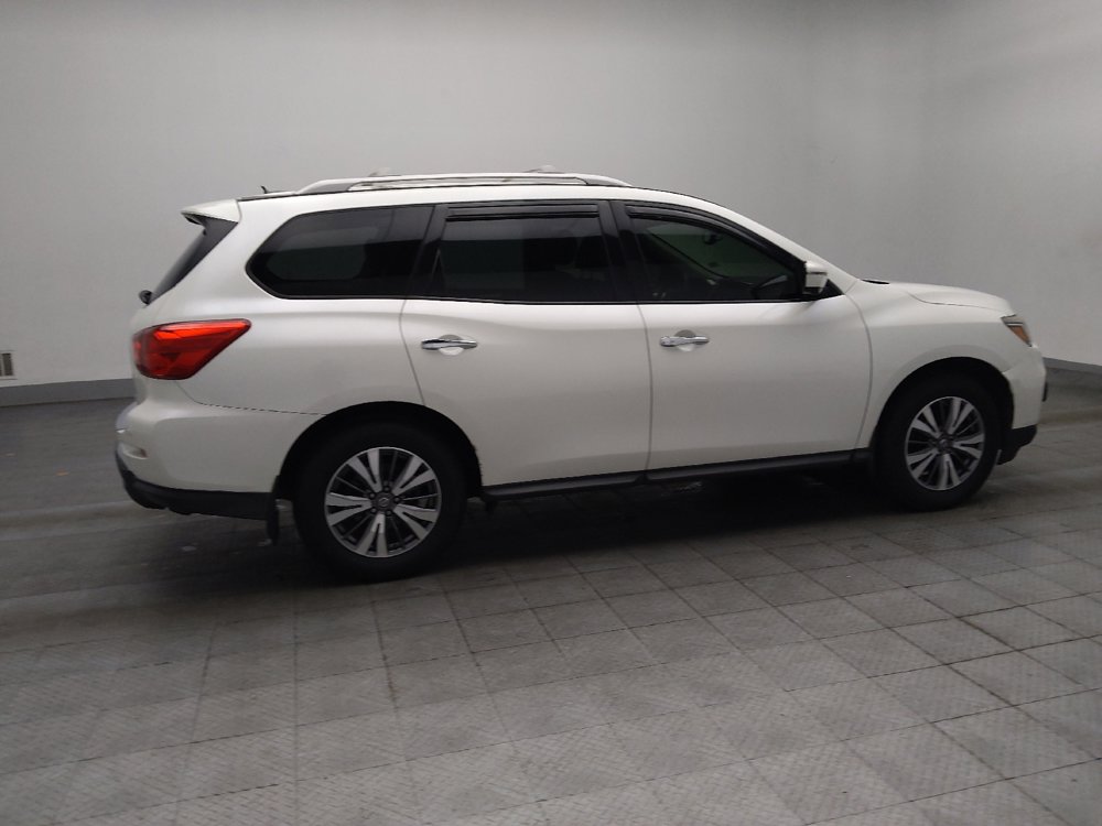Used 2017 Nissan Pathfinder SL FWD image 10