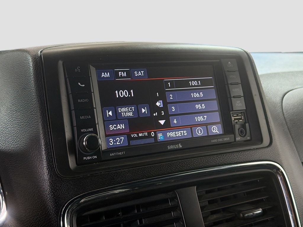Used 2019 Dodge Grand Caravan SXT FWD image 15