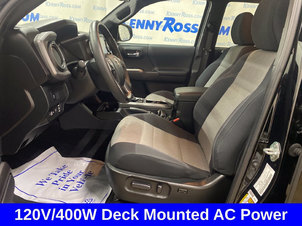 Used 2023 Toyota Tacoma TRD Sport w/ Technology Package AWD/4WD image 8