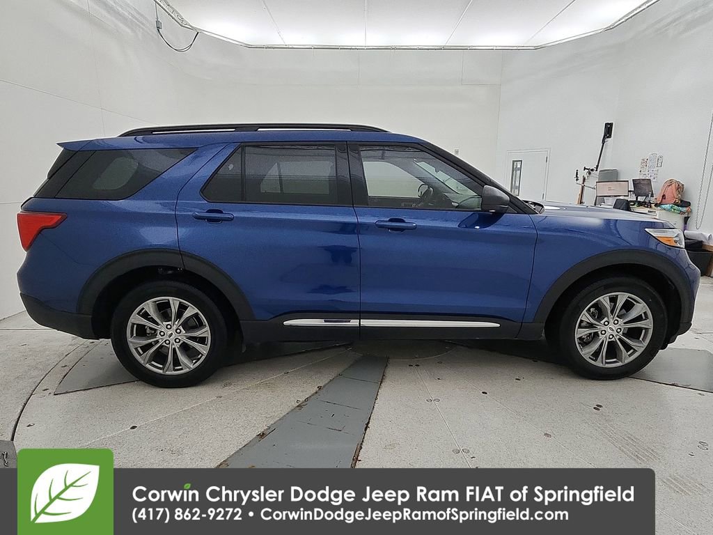 Used 2022 Ford Explorer XLT w/ Equipment Group 202A image 9
