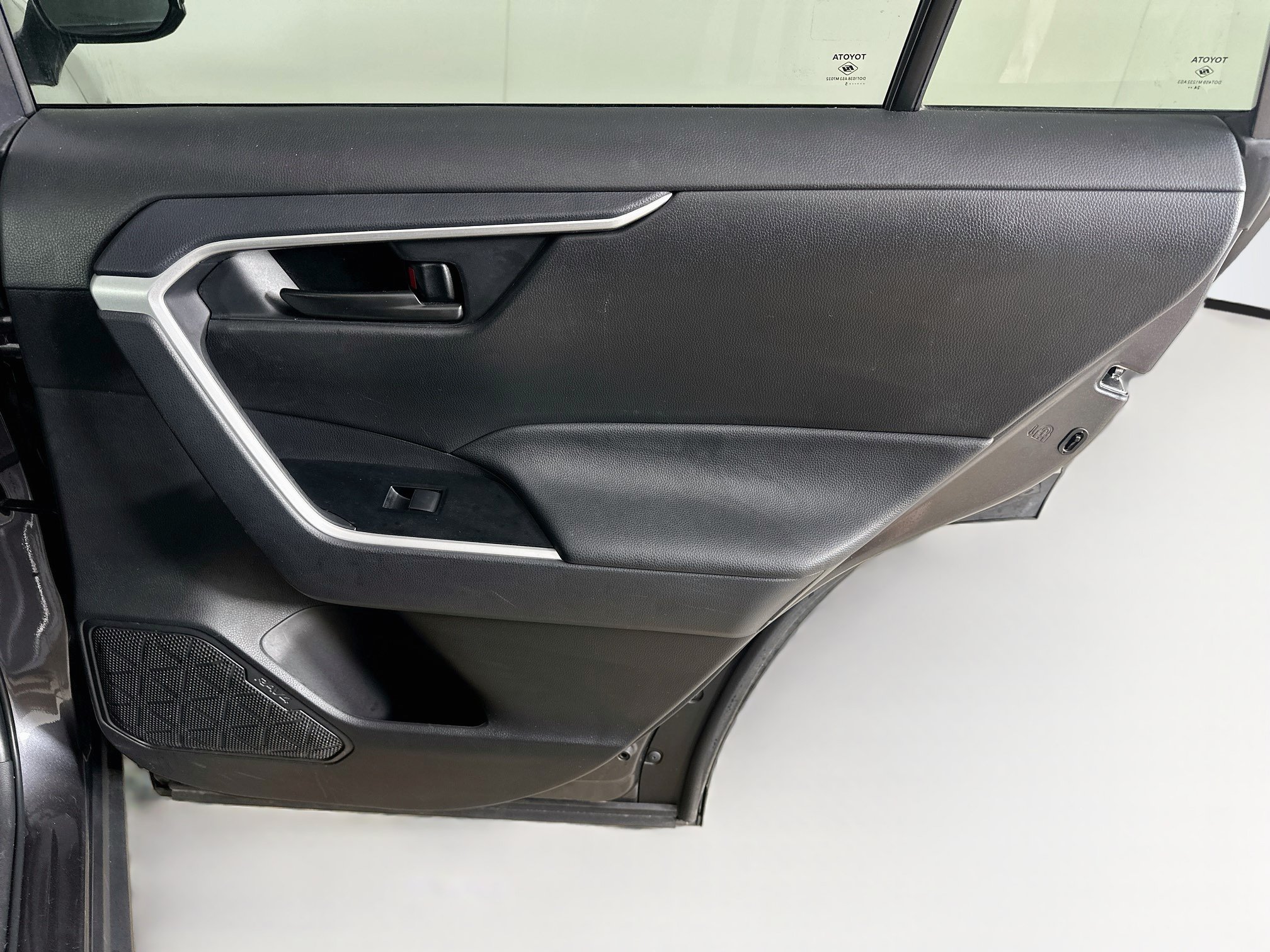 Used 2025 Toyota RAV4 LE FWD image 29