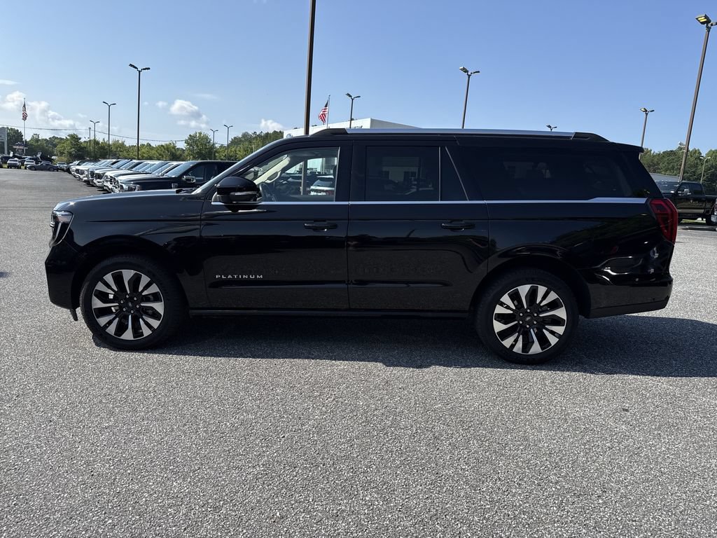 Used 2025 Ford Expedition Max Platinum w/ Driver's Package AWD/4WD image 4