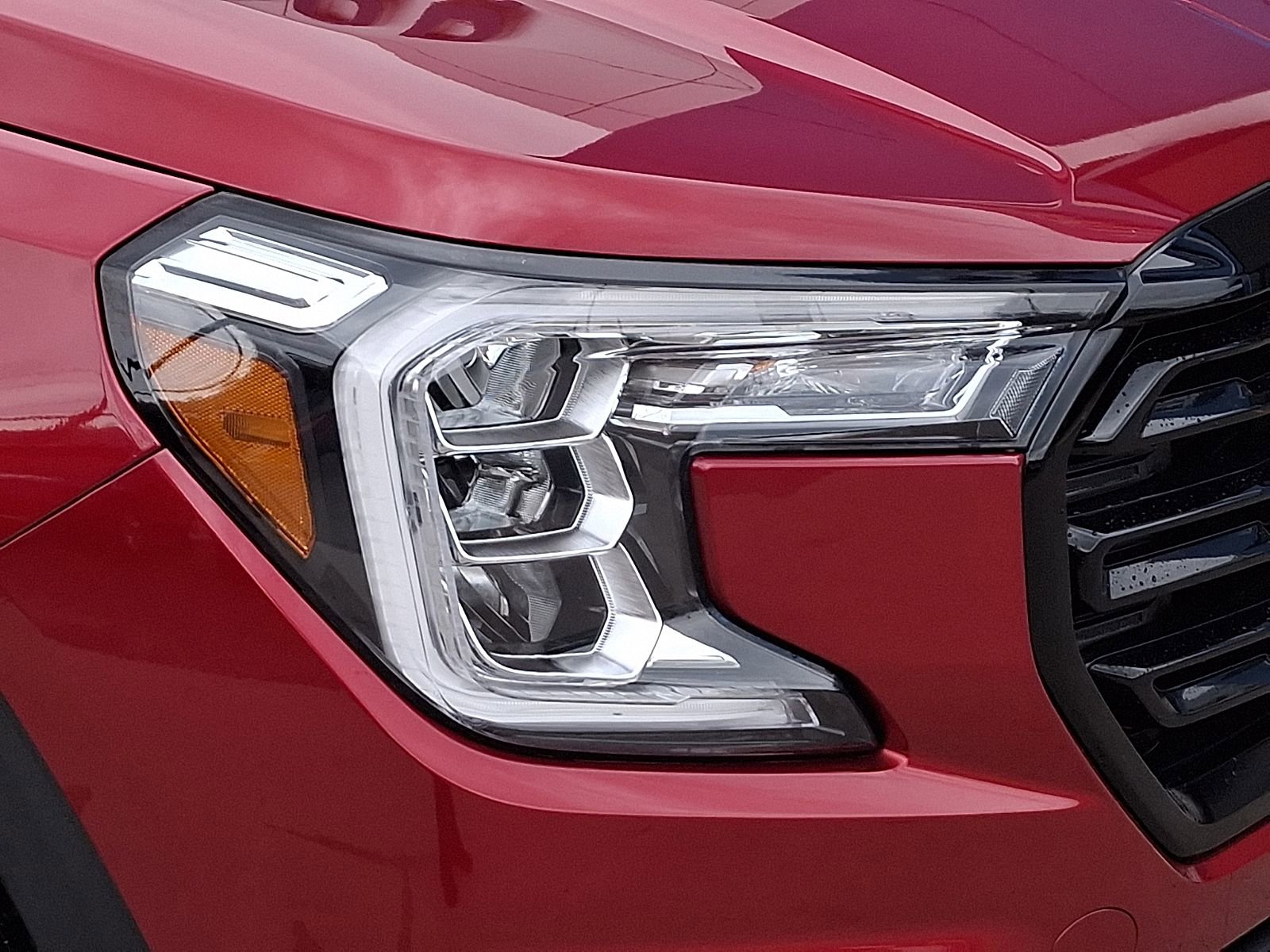 Used 2023 GMC Terrain SLE w/ Driver Convenience Package AWD/4WD image 9