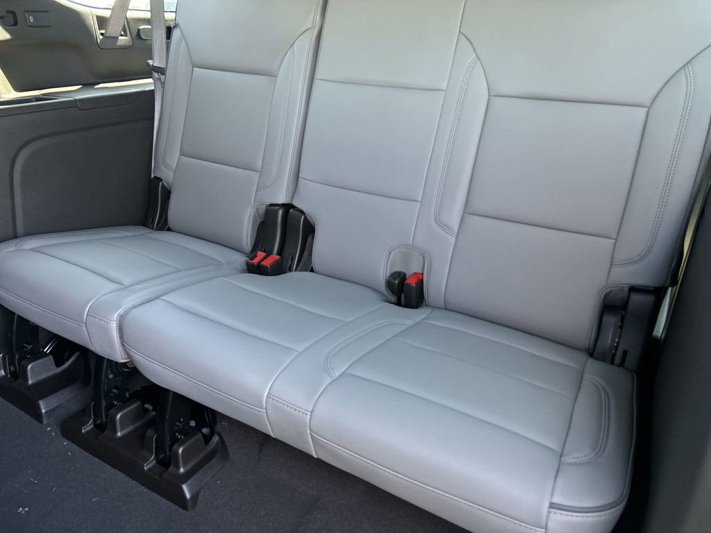 New 2026 GMC Yukon XL Elevation image 35