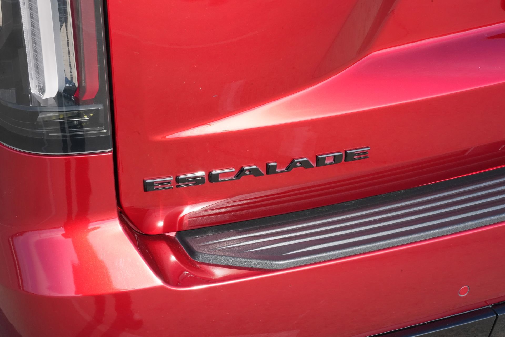 Certified 2024 Cadillac Escalade Sport Platinum w/ LPO, ONYX Package image 22