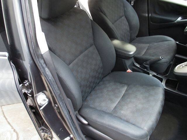 Used 2010 Toyota Matrix FWD image 10