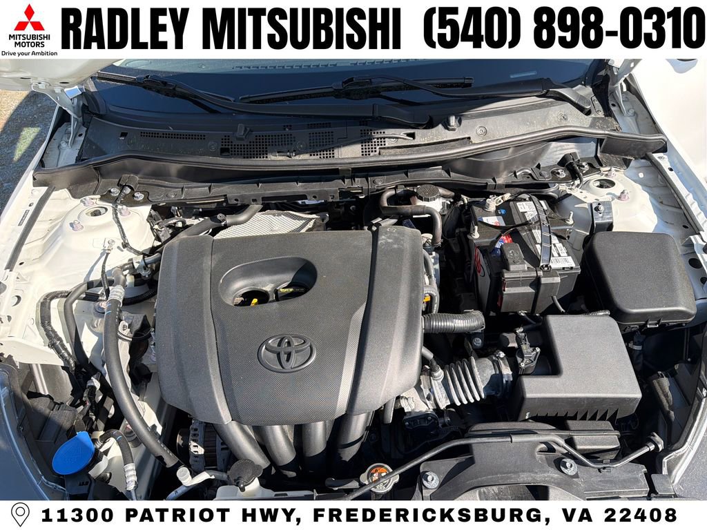 Used 2019 Toyota Yaris LE image 13