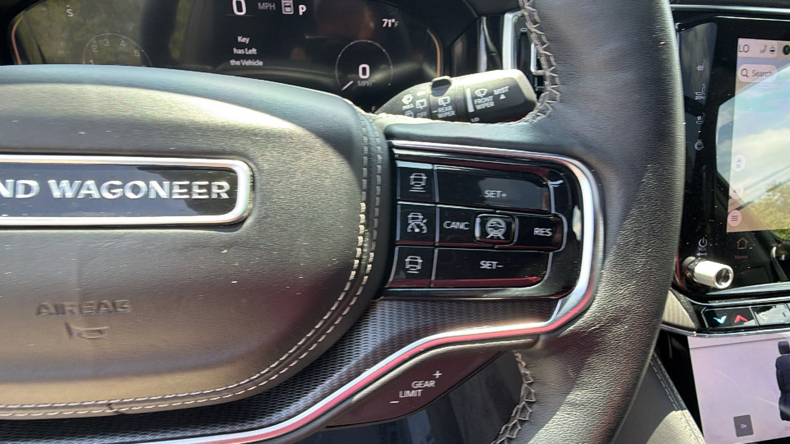 Used 2025 Jeep Grand Wagoneer Series II Obsidian w/ Quick Order Packagew 28T AWD/4WD image 32