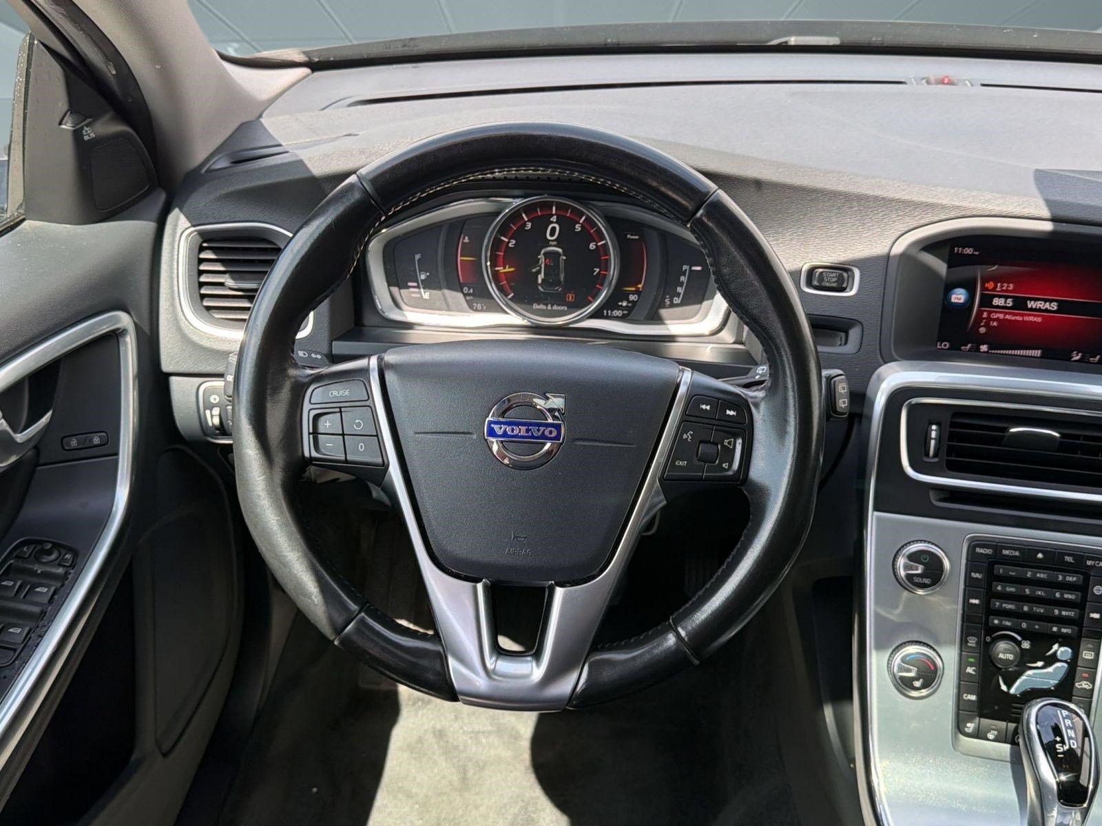 Used 2018 Volvo V60 T5 Cross Country w/ Convenience Package AWD/4WD image 26