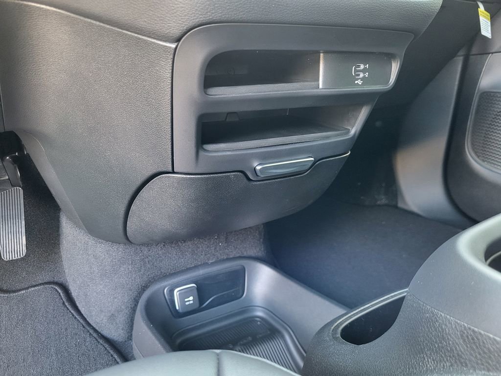 New 2026 Chrysler Pacifica Select w/ S Appearance Package image 22