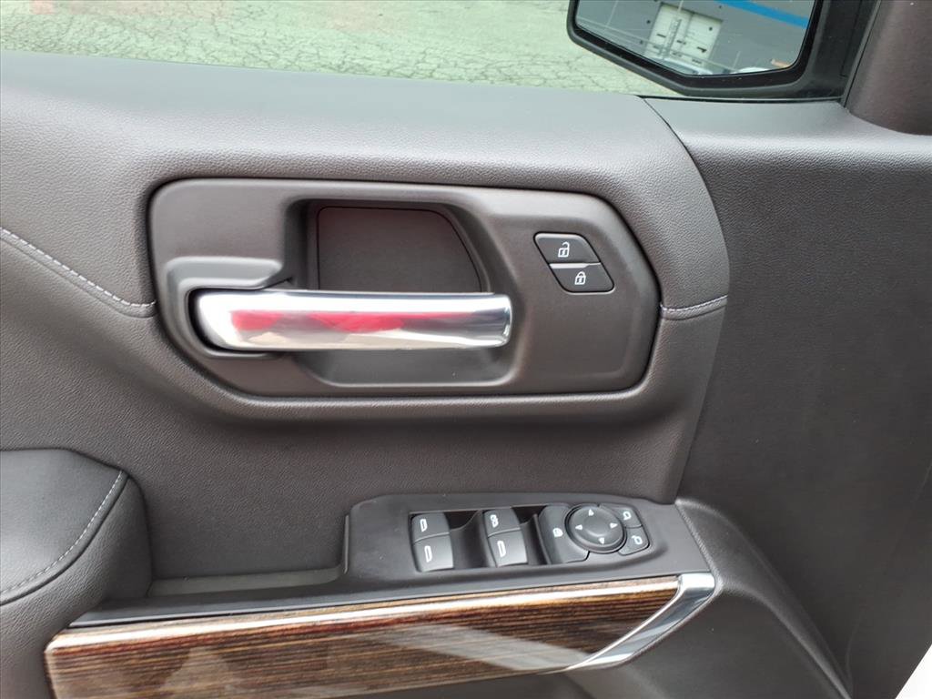 Used 2019 GMC Sierra 1500 SLE w/ SLE Value Package image 12