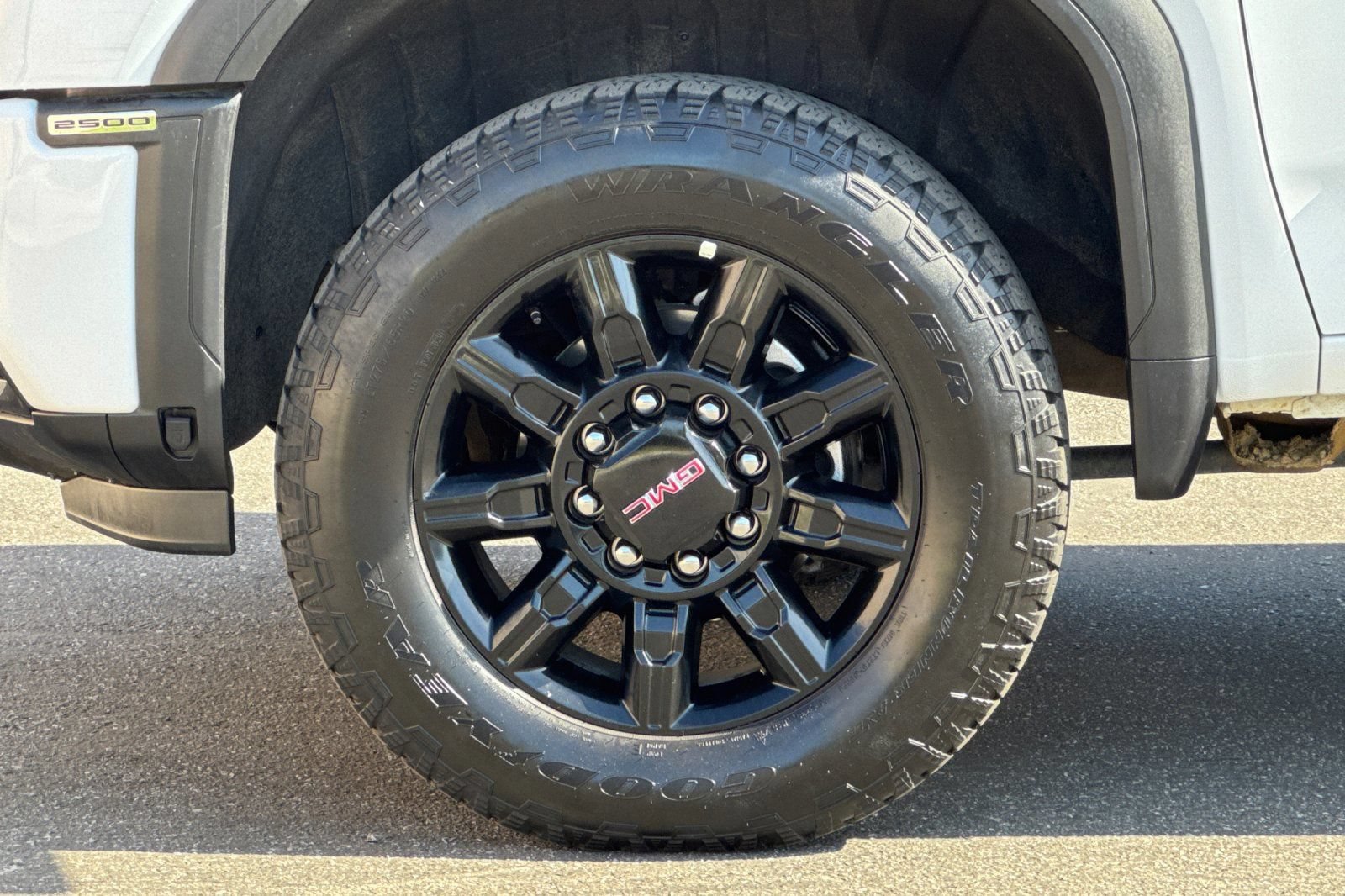 Certified 2026 GMC Sierra 2500 AT4 AWD/4WD image 26