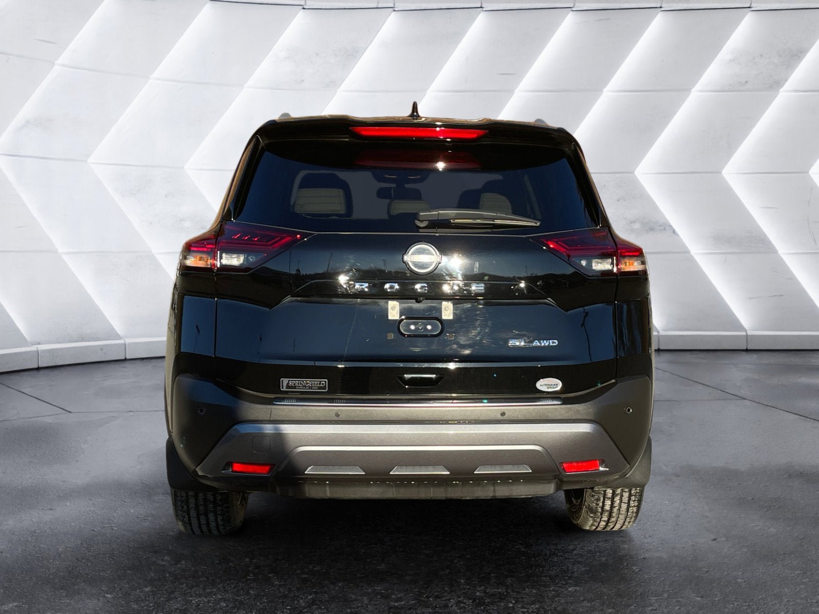 Used 2023 Nissan Rogue SL AWD/4WD image 5