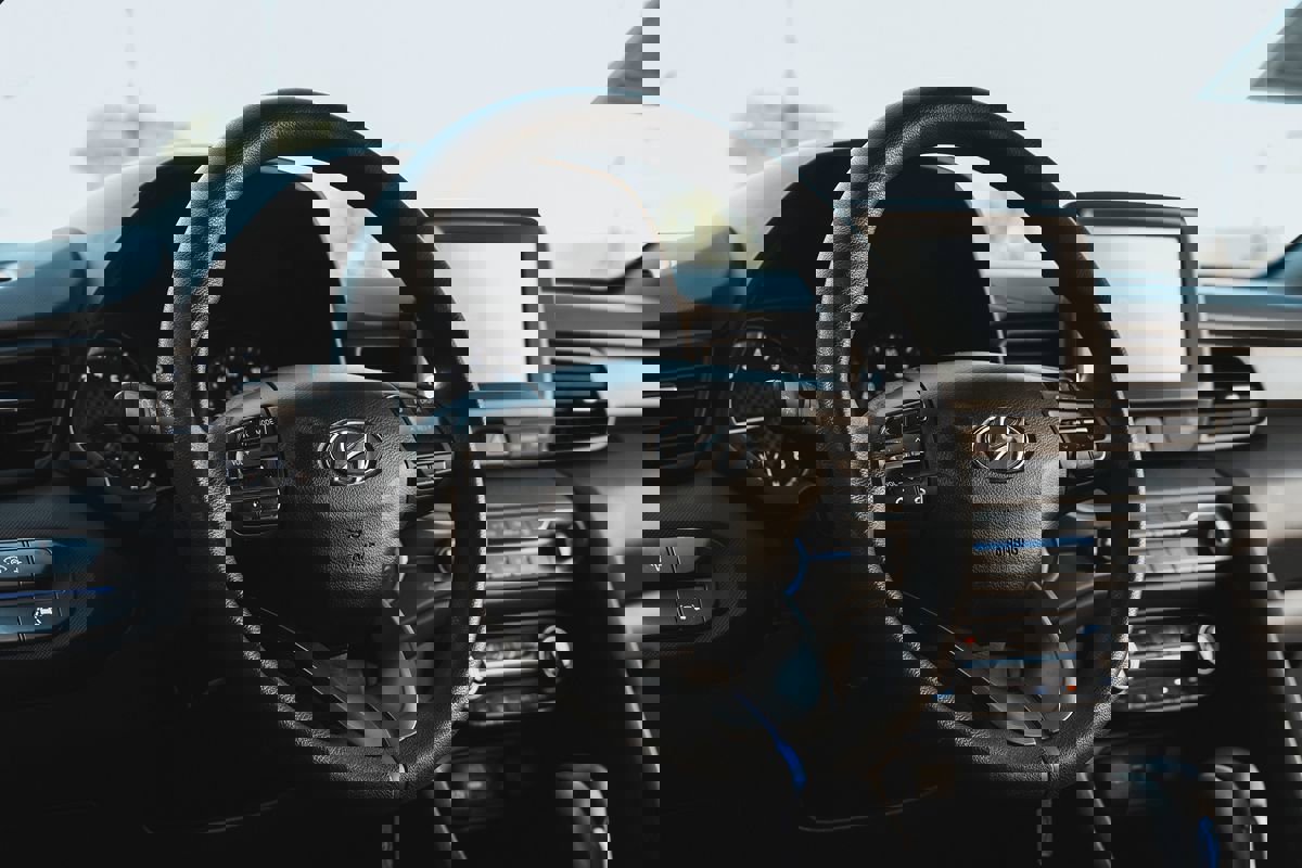 Used 2019 Hyundai Veloster 2.0 image 18