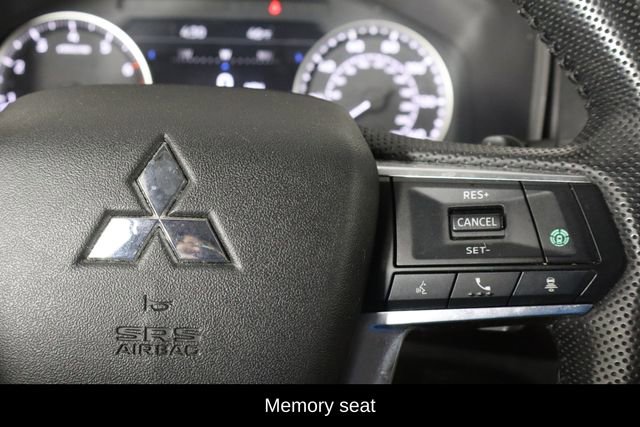 Used 2022 Mitsubishi Outlander SEL AWD/4WD image 10