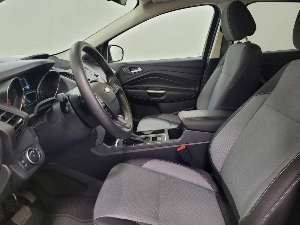Used 2017 Ford Escape SE w/ SE Cold Weather Package AWD/4WD image 17