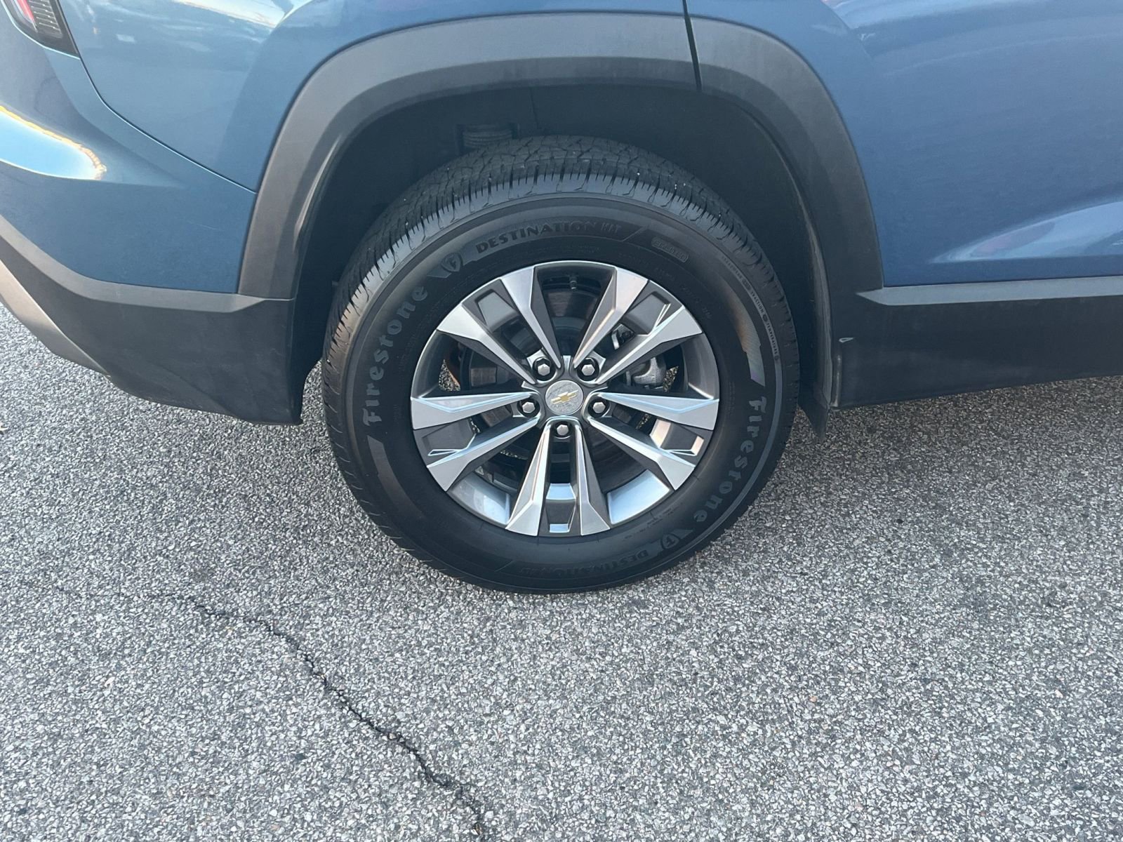 Used 2025 Chevrolet Equinox LT image 30