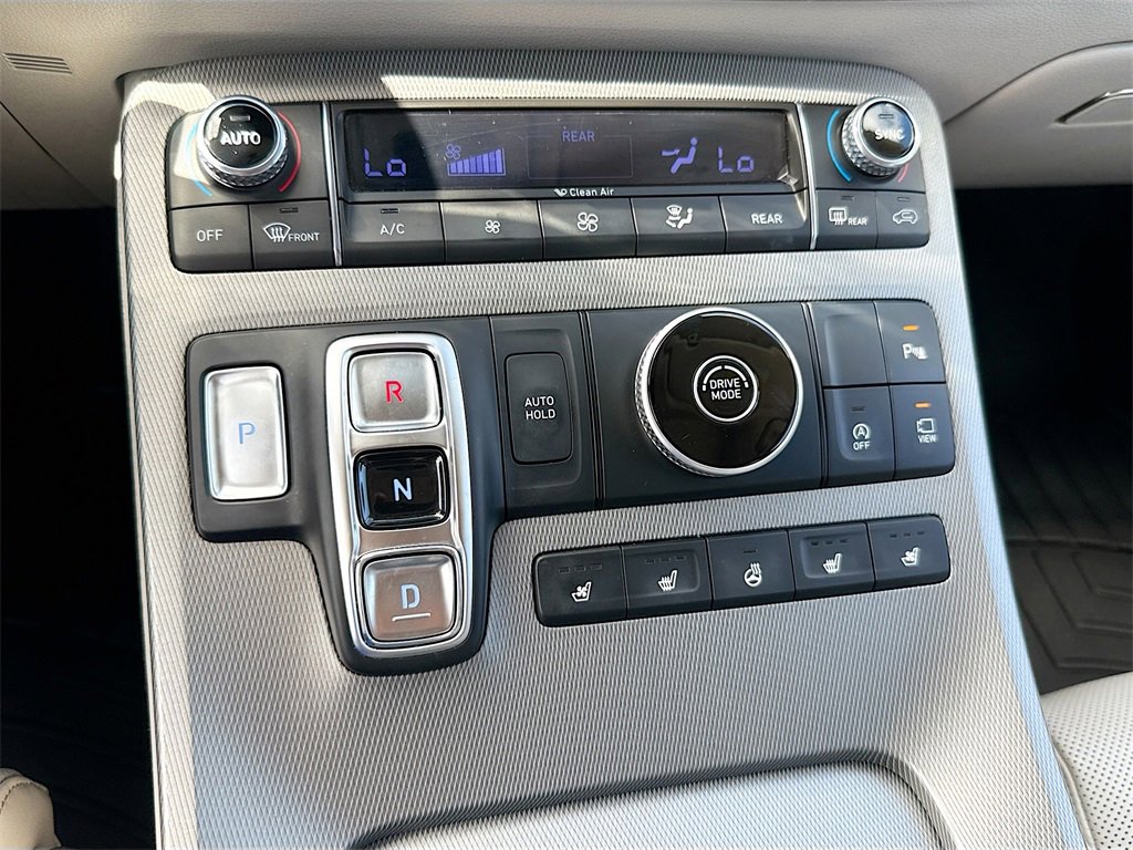 Used 2021 Hyundai Palisade Calligraphy image 19