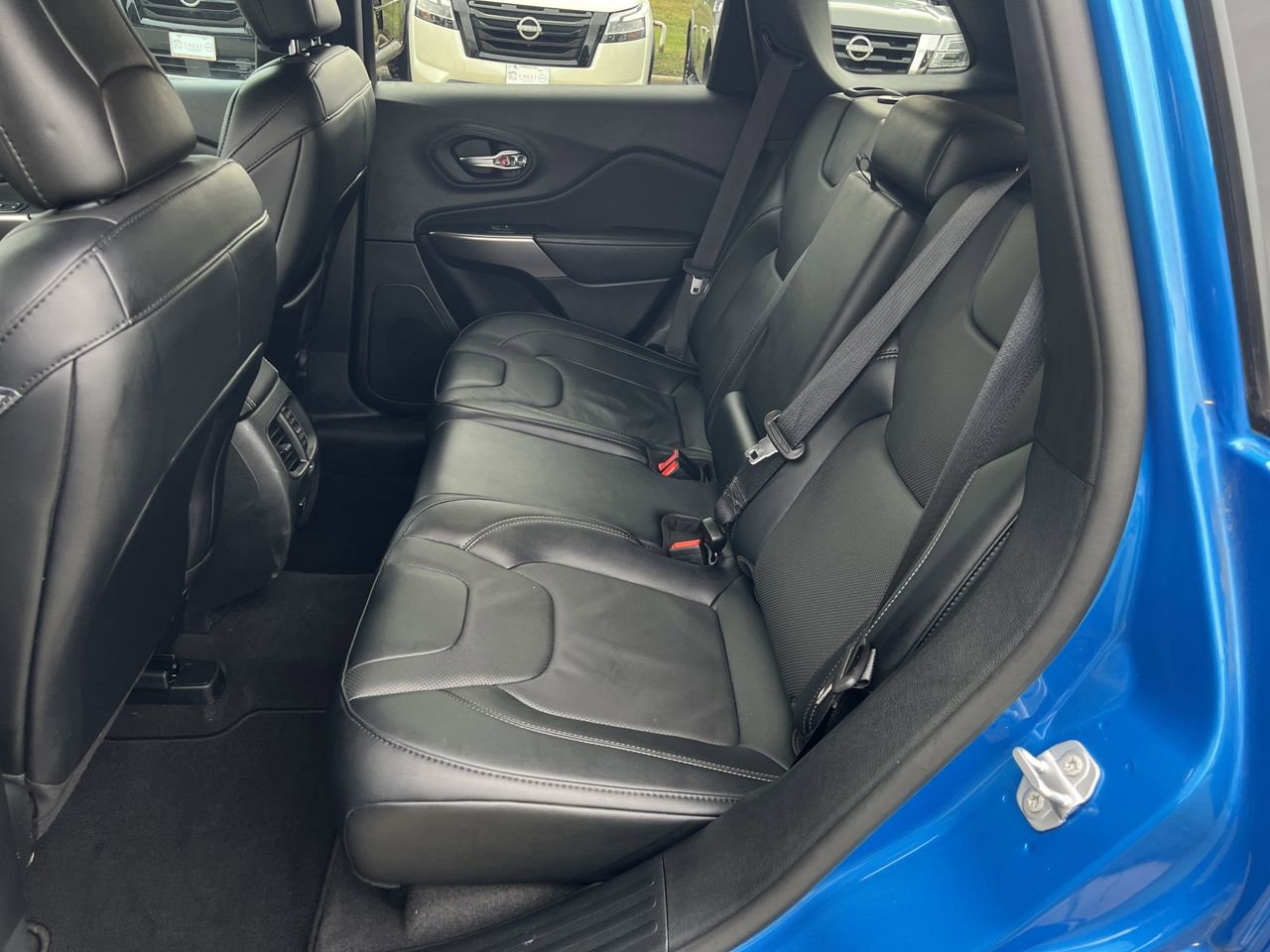 Used 2022 Jeep Cherokee Latitude Lux FWD image 23