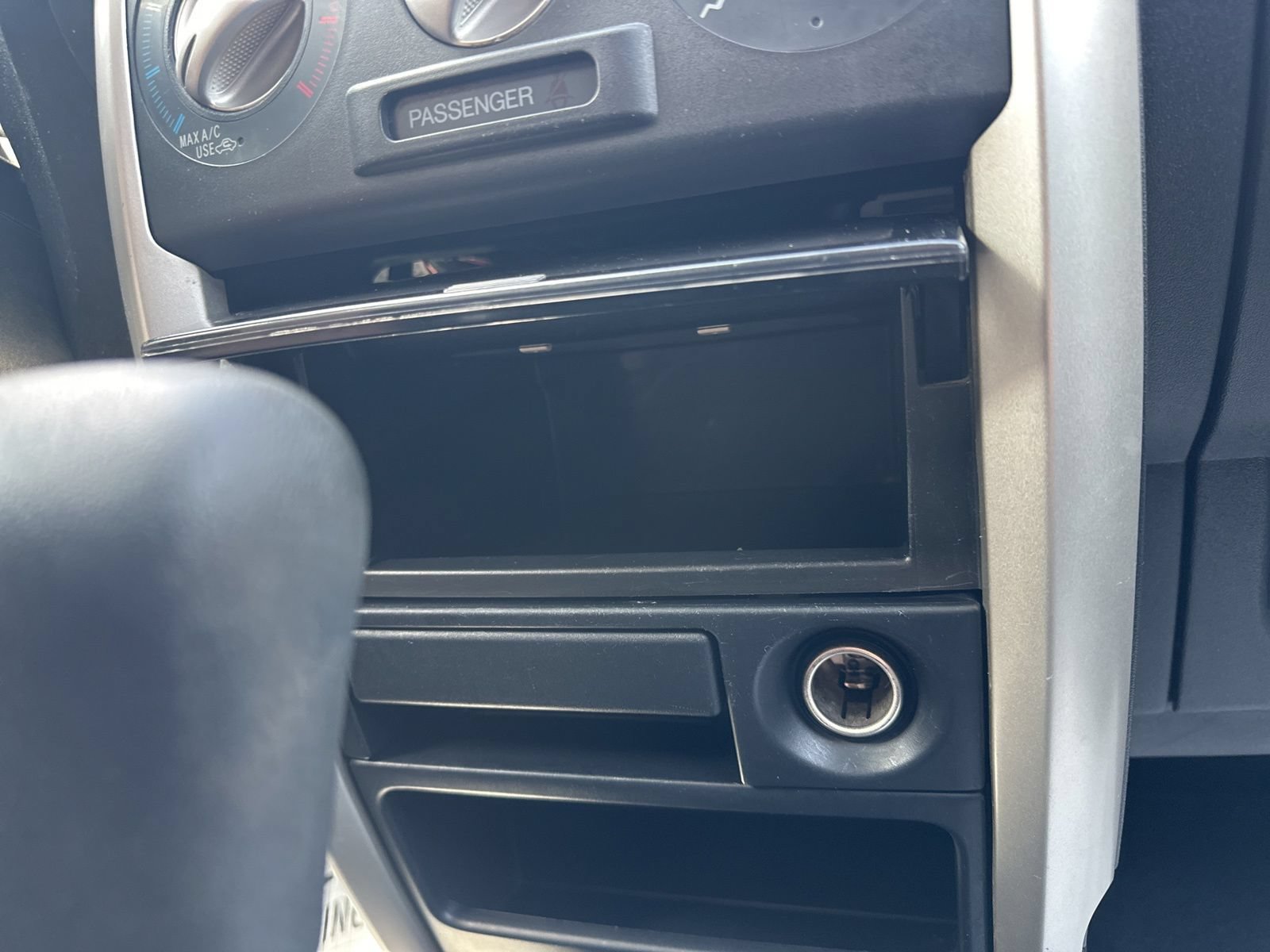 Used 2006 Scion xA FWD image 40