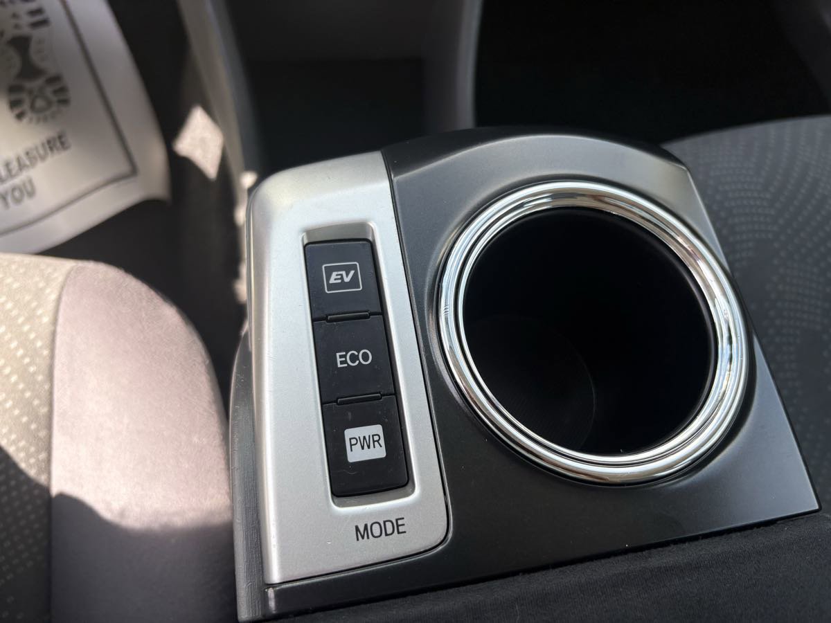 Used 2013 Toyota Prius V Three image 25