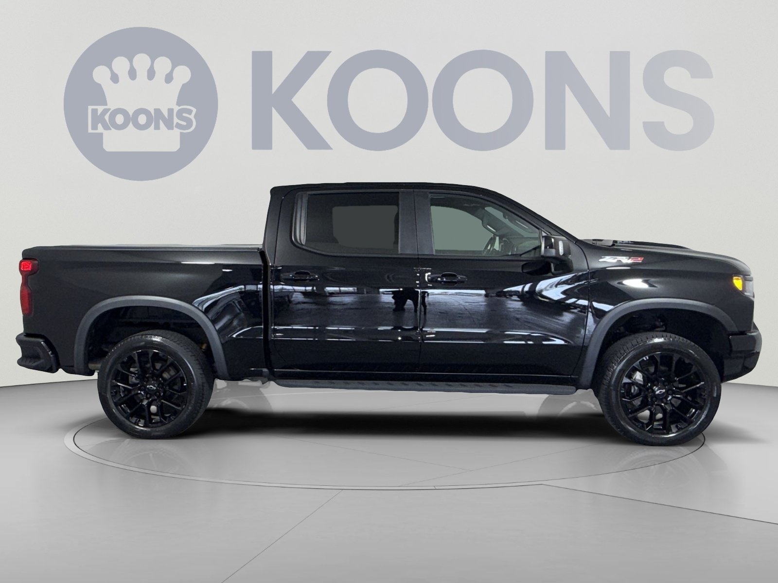 Used 2022 Chevrolet Silverado 1500 ZR2 w/ Technology Package AWD/4WD image 8