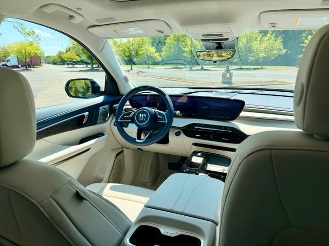 Used 2026 Buick Enclave Avenir w/ Super Cruise Package FWD image 19