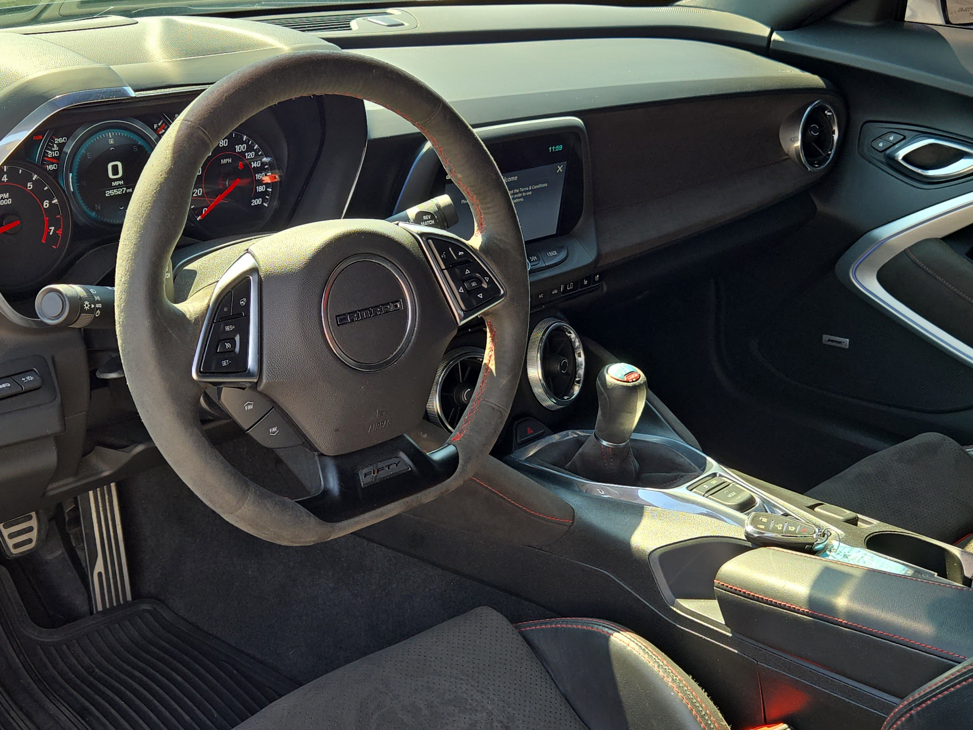 Used 2017 Chevrolet Camaro ZL1 image 18