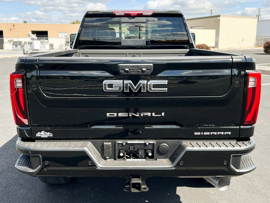 Used 2025 GMC Sierra 3500 Denali Ultimate image 13