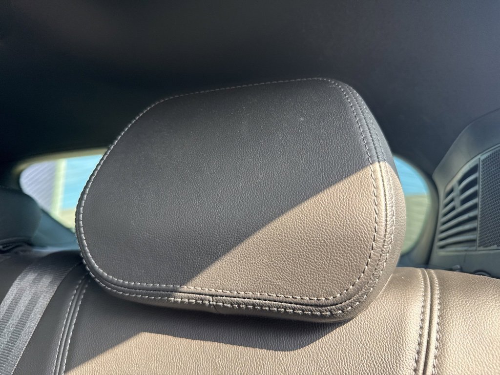 Used 2022 Alfa Romeo Stelvio Veloce image 48