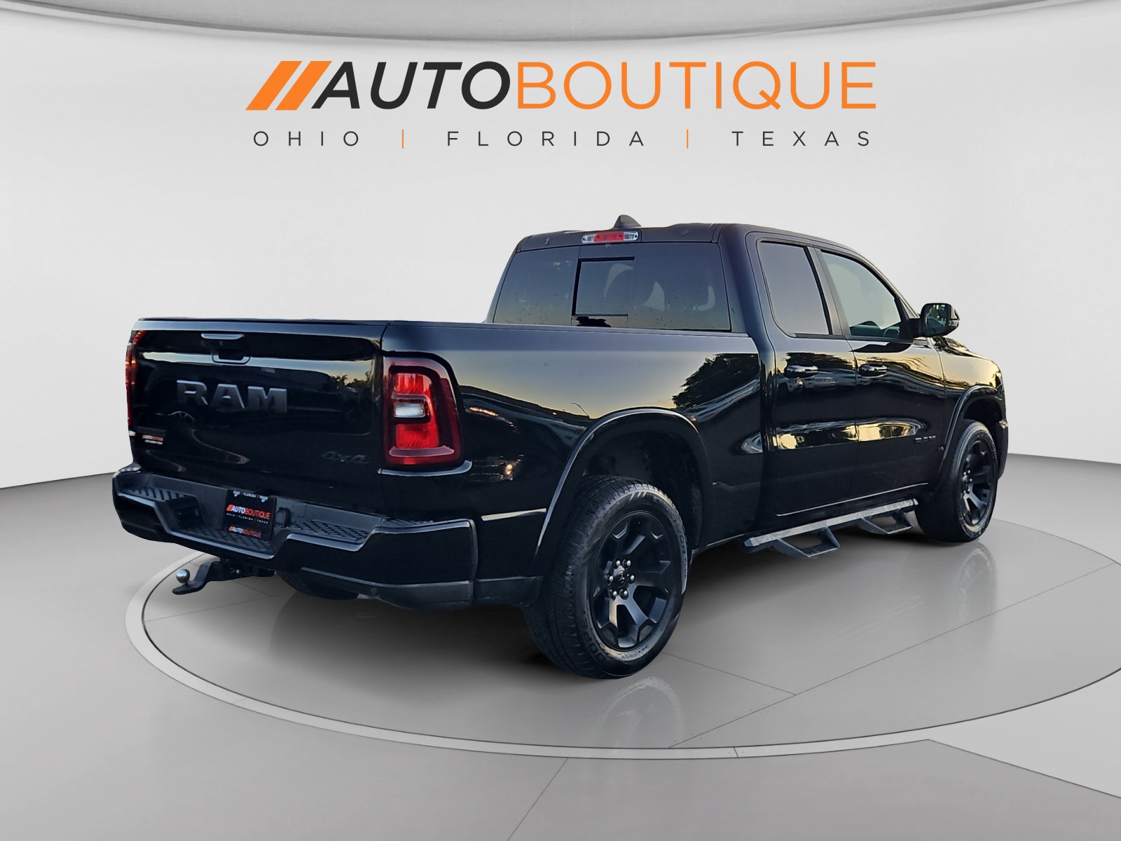 Used 2025 RAM 1500 Big Horn AWD/4WD image 6
