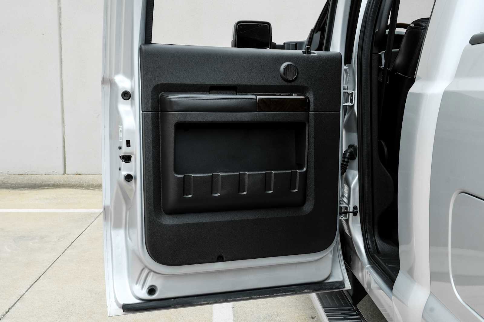 Used 2016 Ford F250 Platinum w/ FX4 Off-Road Package AWD/4WD image 49