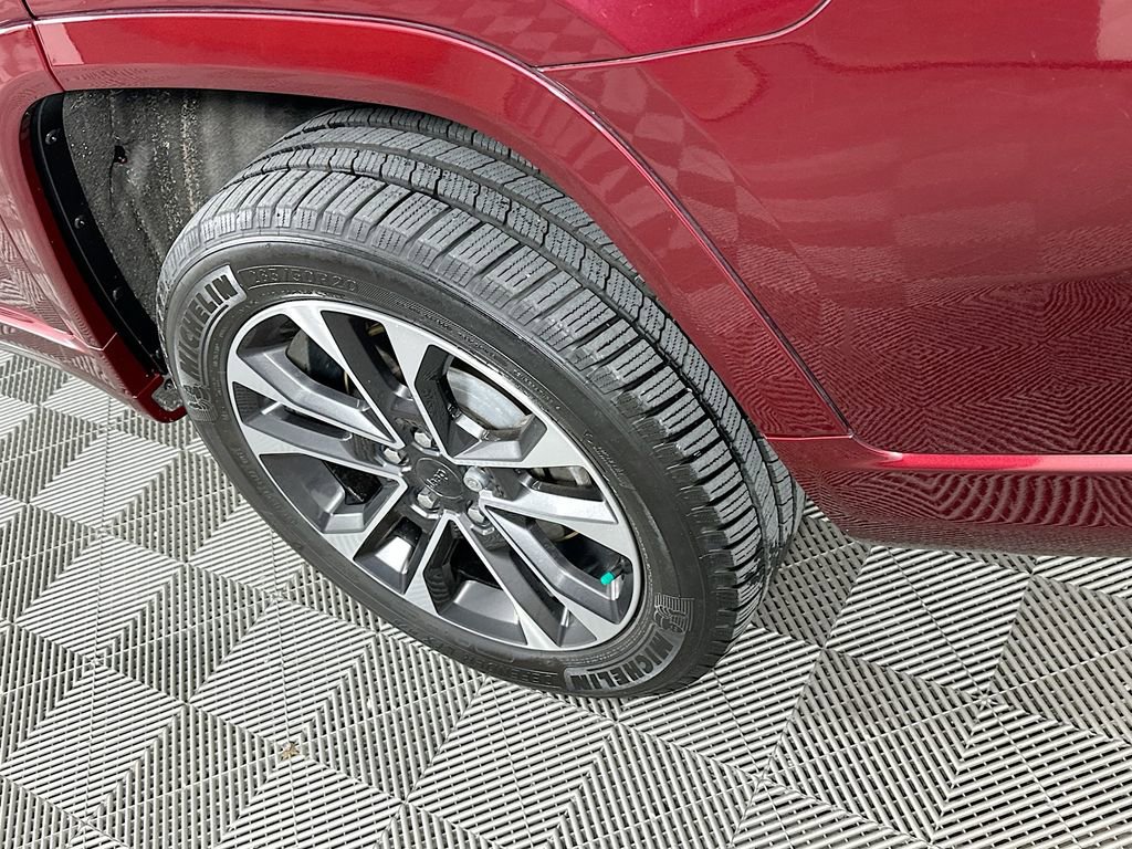 Used 2021 Jeep Grand Cherokee L Overland w/ Luxury Tech Group IV image 40