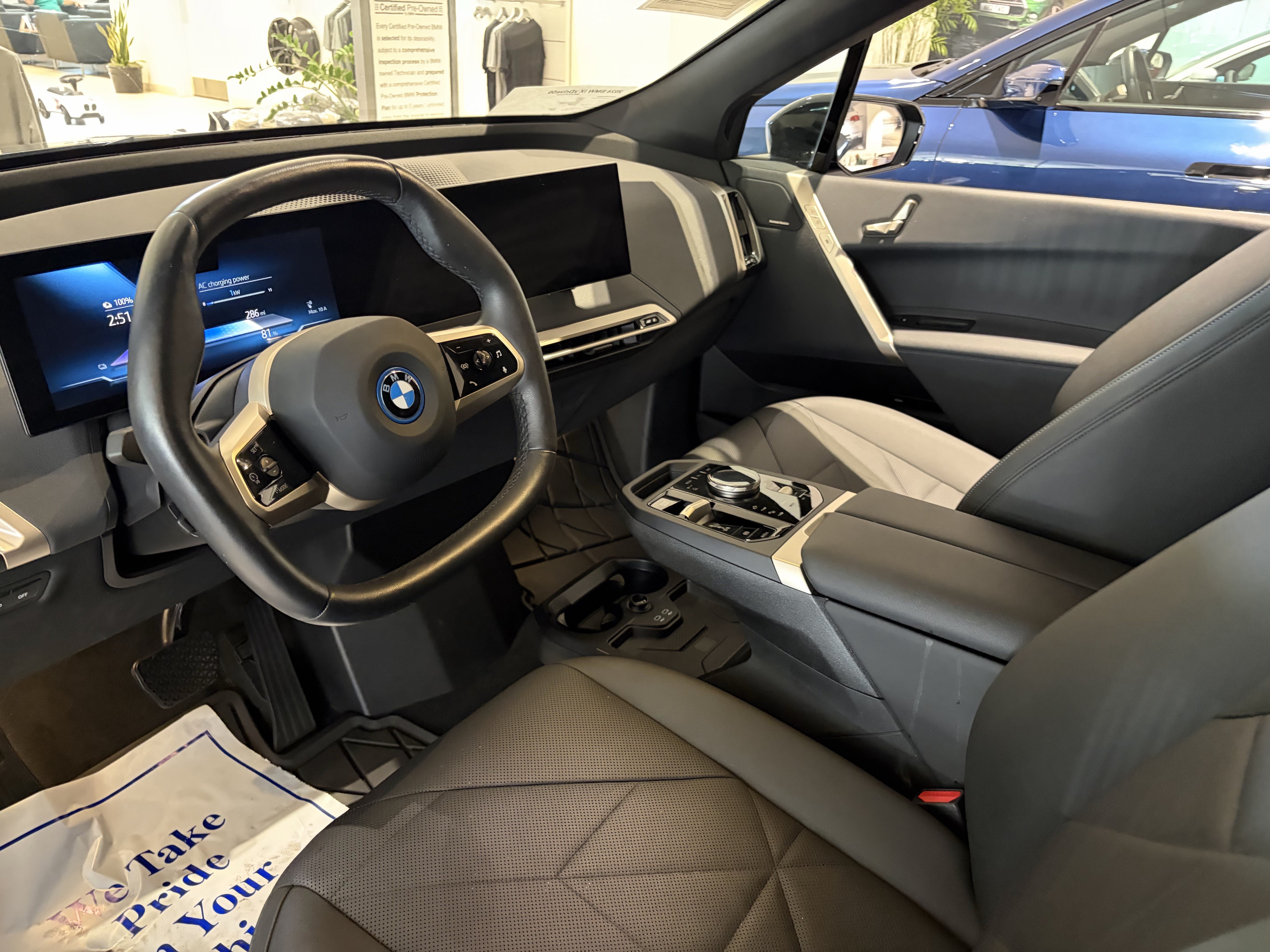 Certified 2024 BMW iX xDrive50 w/ Sport Package AWD/4WD image 10