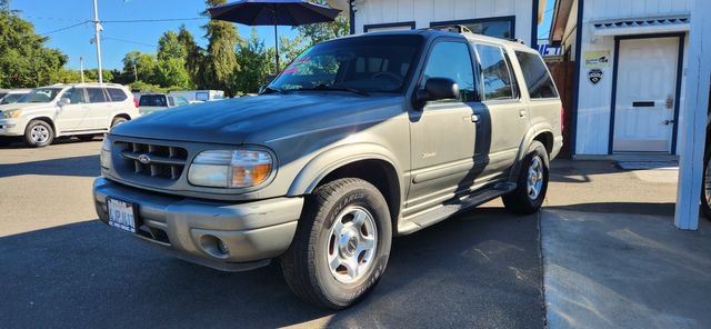 Used 2000 Ford Explorer Limited RWD image 3