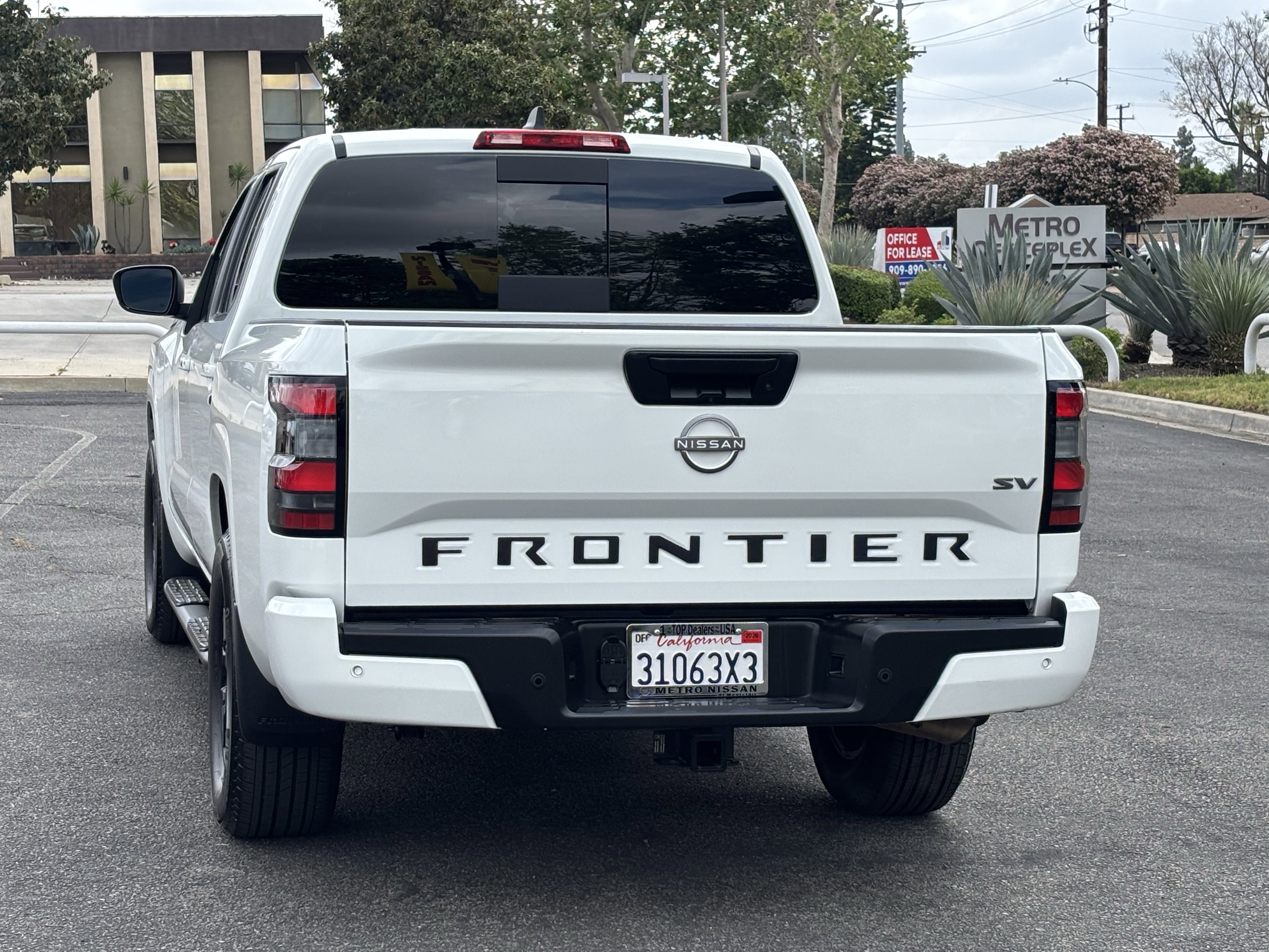 Used 2024 Nissan Frontier SV w/ SV Convenience Package RWD image 4