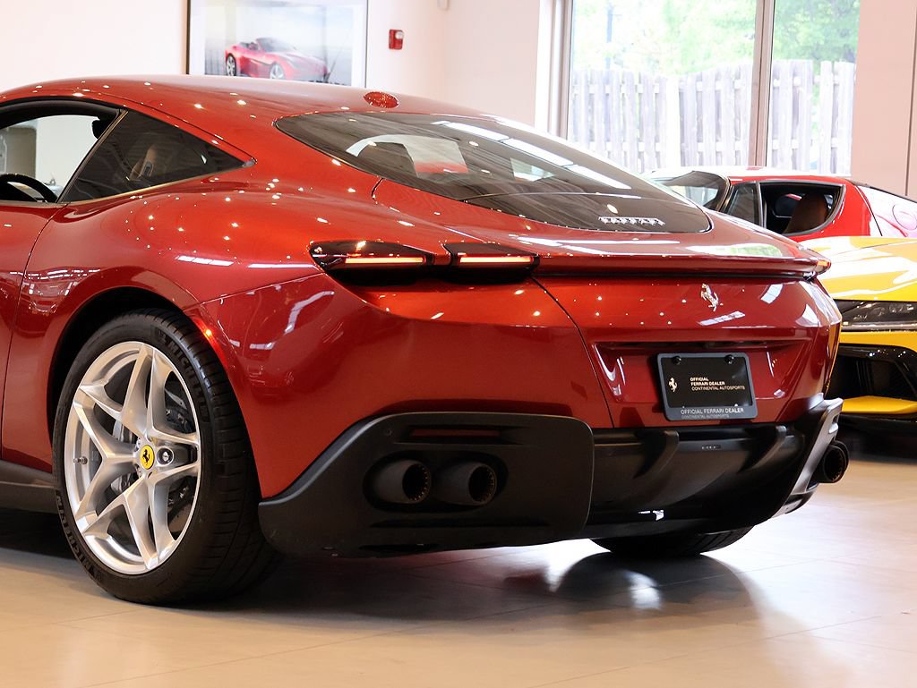 Certified 2022 Ferrari Roma RWD image 25