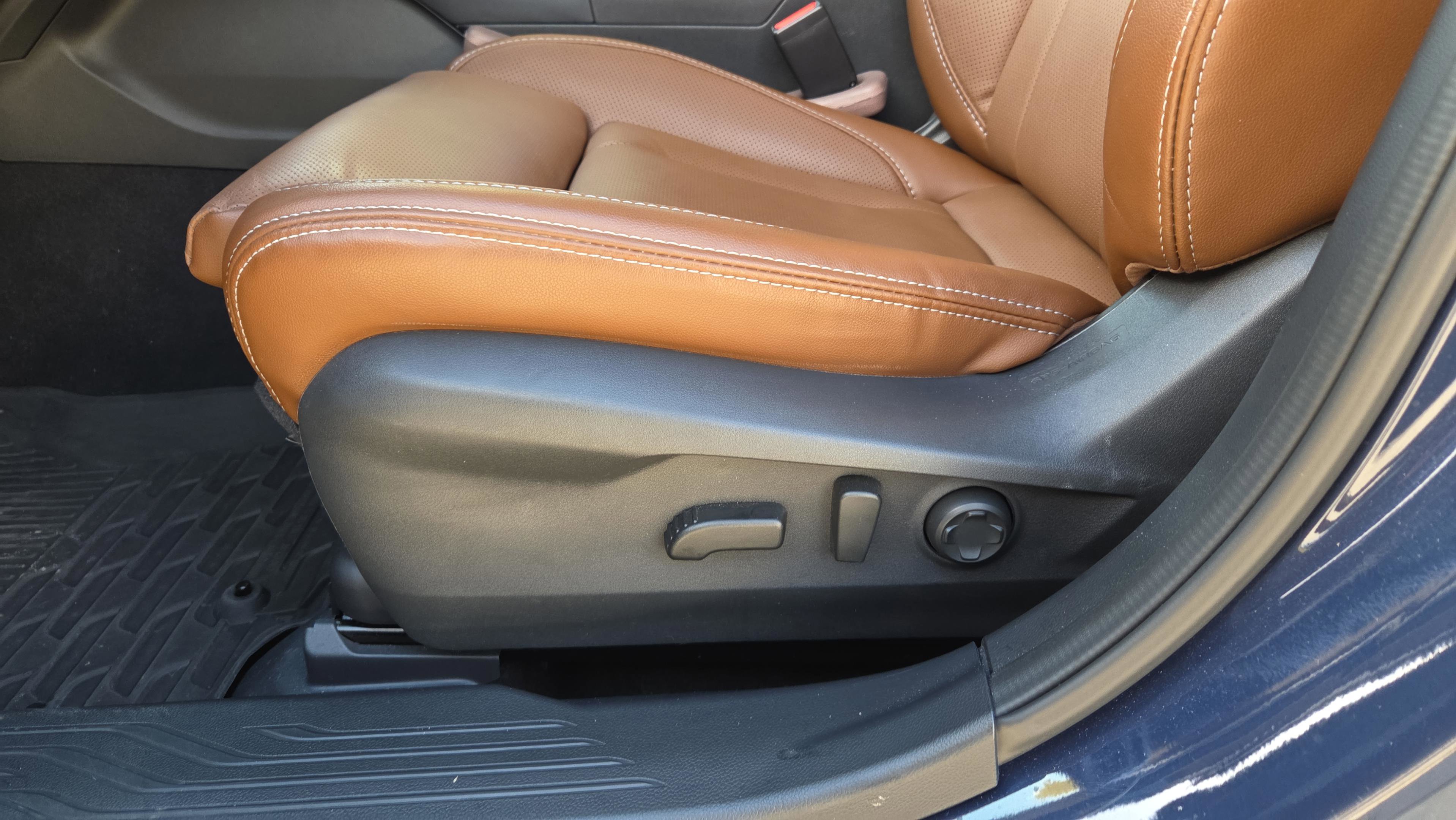 Used 2025 Subaru Outback Touring XT w/ Popular Package #2 image 21