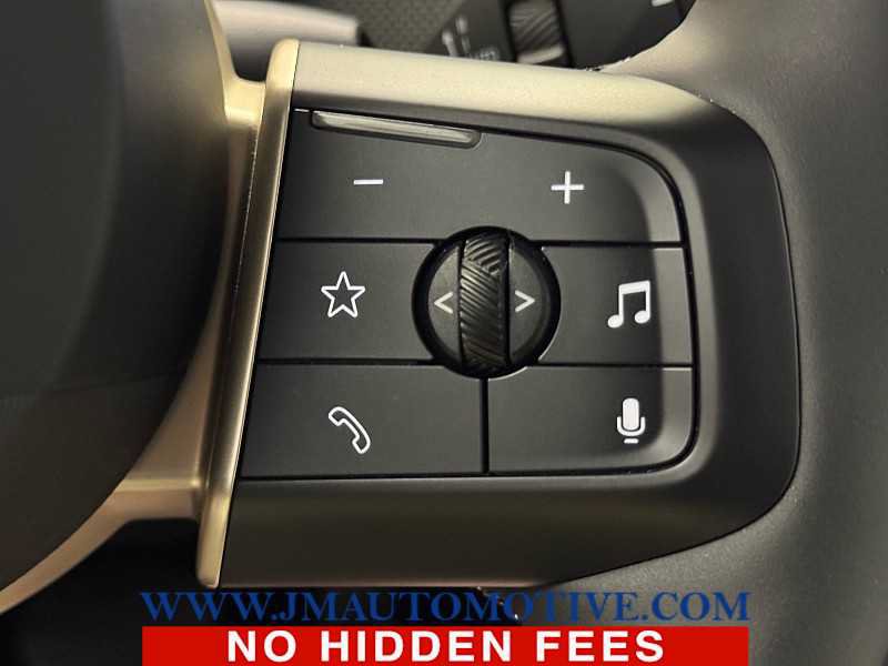 Used 2025 MINI Cooper 2-Door Hardtop FWD image 33