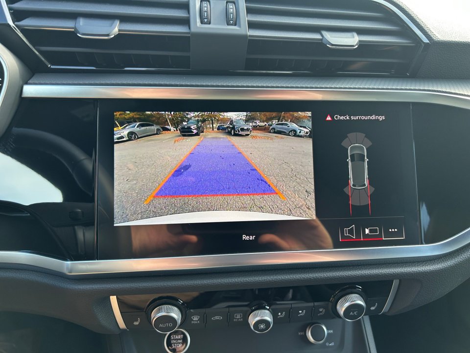 Certified 2025 Audi Q3 2.0T Premium w/ Convenience Package image 19