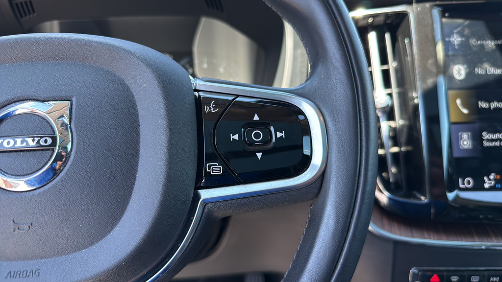 Used 2019 Volvo XC60 T5 Inscription w/ Protection Package AWD/4WD image 27