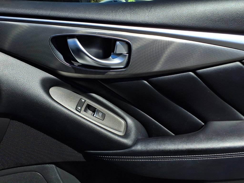 Used 2015 INFINITI Q50 Premium w/ Navigation Package RWD image 23