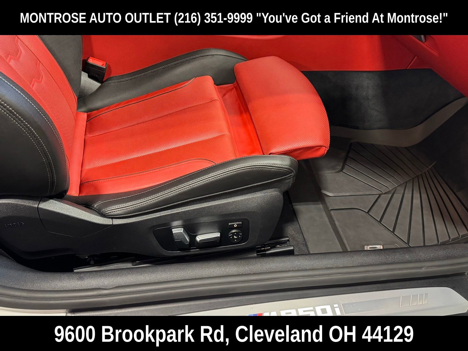 Used 2019 BMW M850i xDrive Convertible w/ M Carbon Exterior Package AWD/4WD image 40