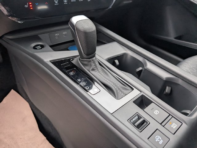 New 2027 Nissan Sentra SV w/ SV Convenience Package FWD image 19