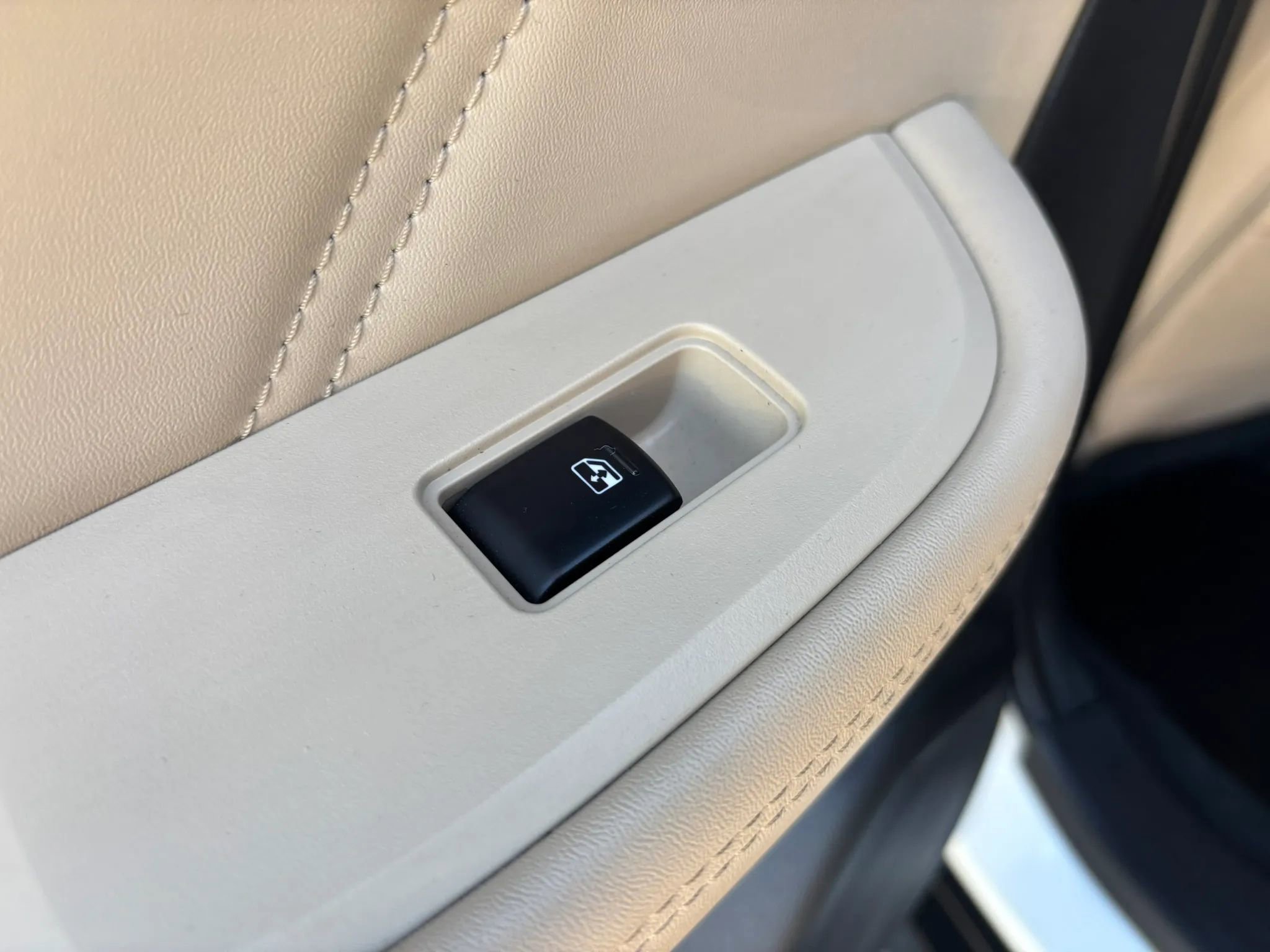 Used 2018 Subaru Outback 2.5i Limited w/ Popular Package #2 AWD/4WD image 58