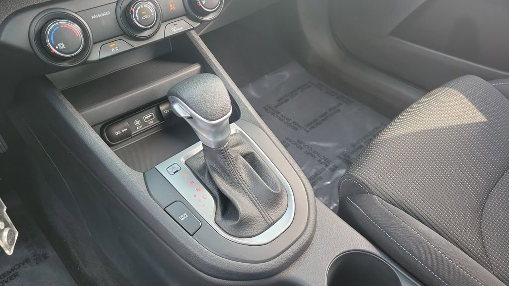 Used 2021 Kia Forte LXS image 18